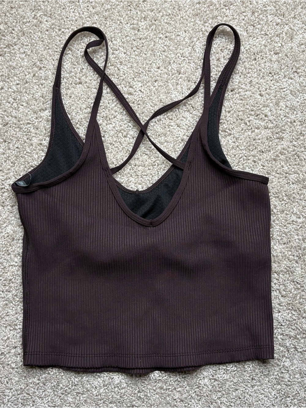 Vuori Rib Crop Tank - Picture 2 of 4